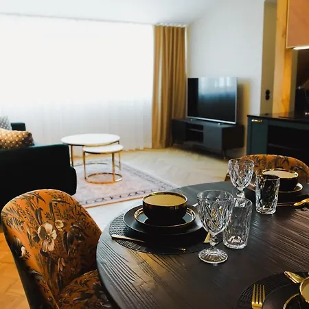 Meerbach Residents アパート