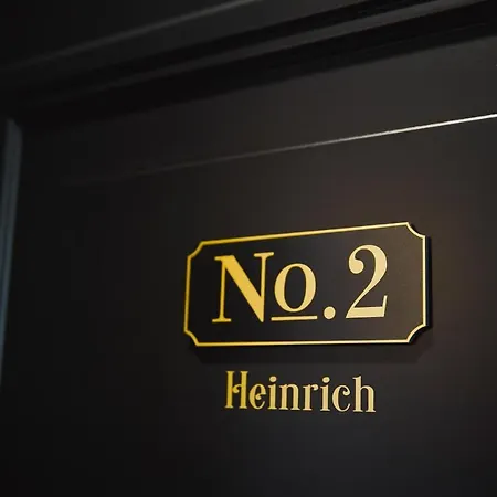 Meerbach Residents * クレサーレ