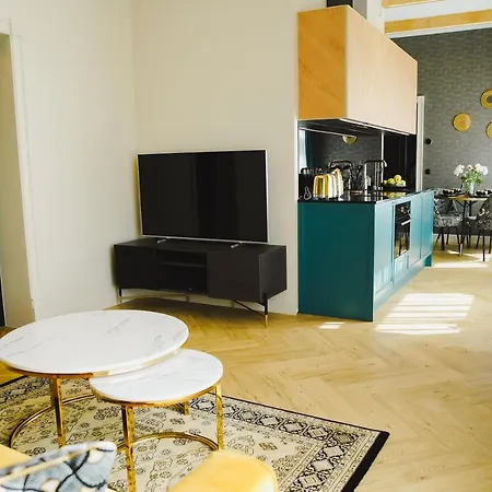 Meerbach Residents クレサーレ