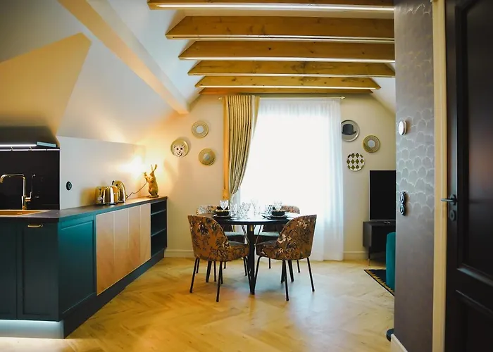 Meerbach Residents * Kuressaare